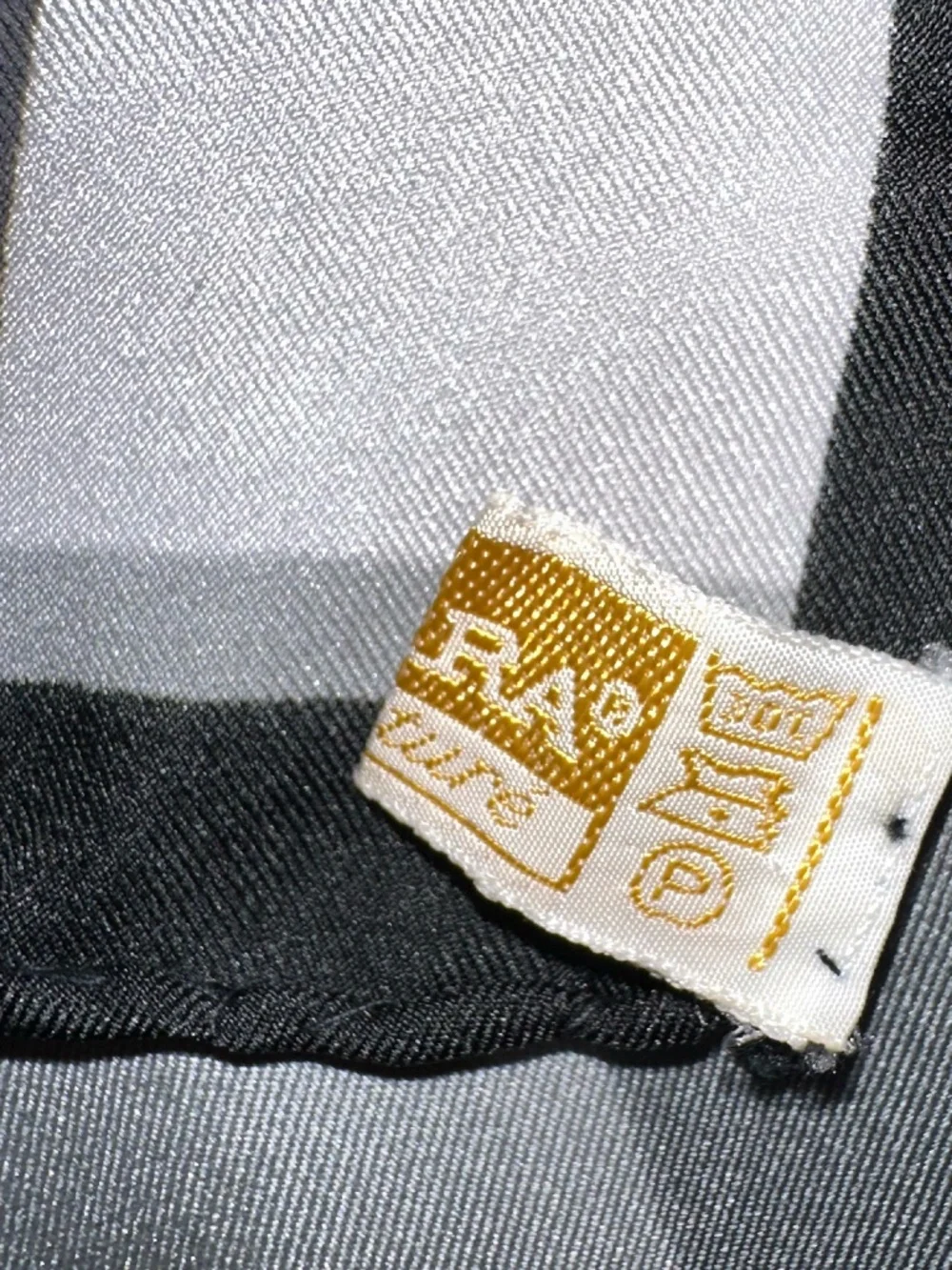 Vintage Ponte Cresa Geómetric Scarf
